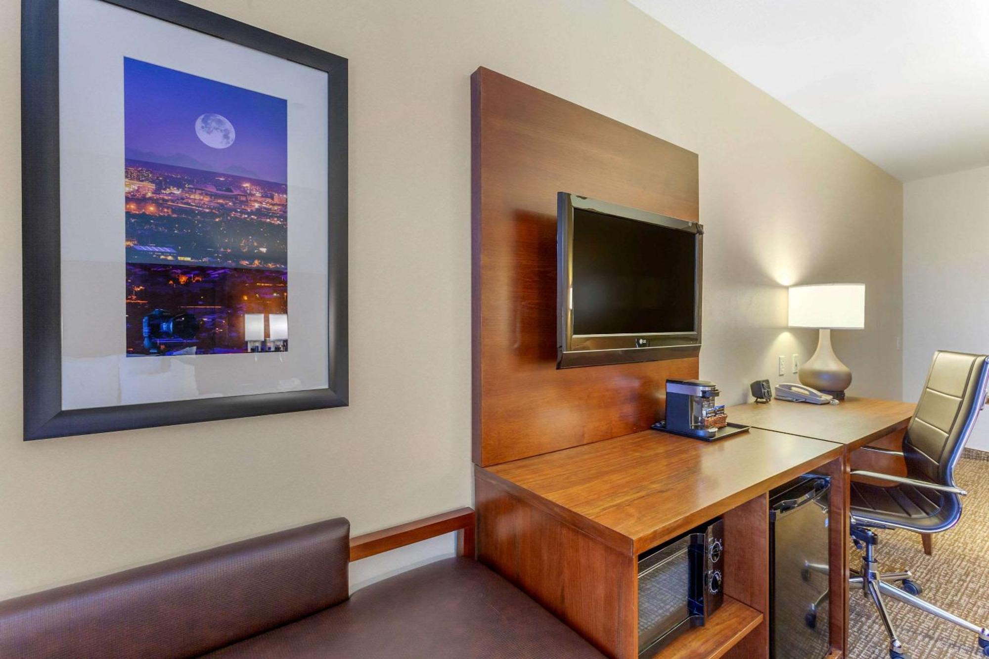 Comfort Suites Glendale - State Farm Stadium Area Ngoại thất bức ảnh