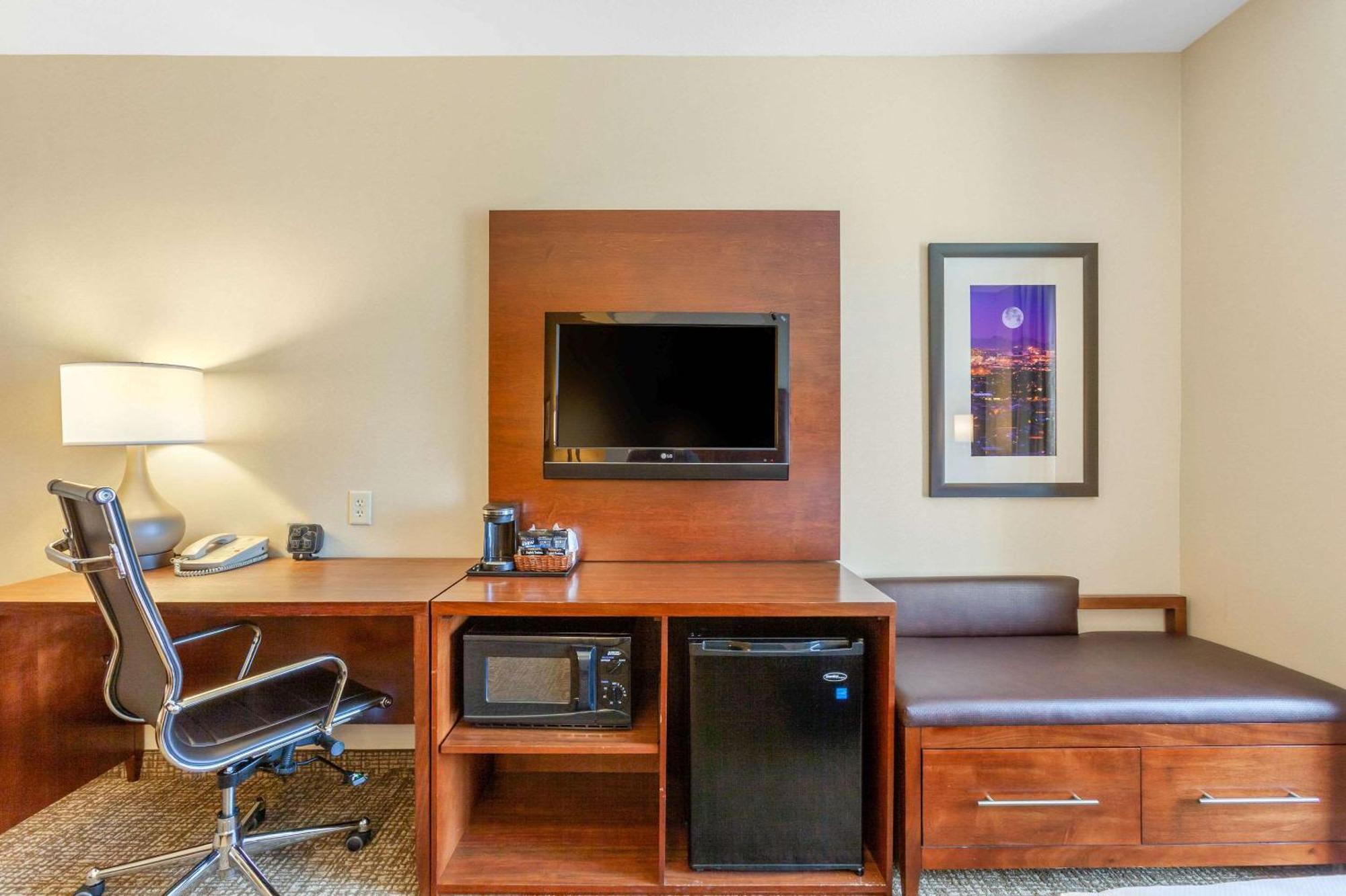 Comfort Suites Glendale - State Farm Stadium Area Ngoại thất bức ảnh